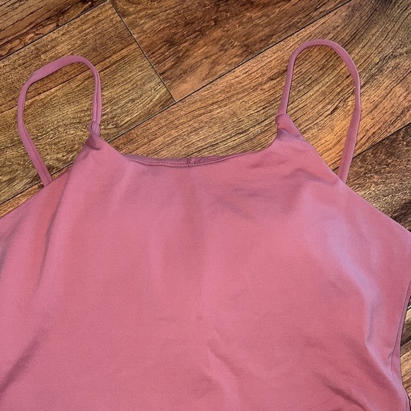 𝅺new Attitude Womens Sports Vest Size 10 NWT Rose Color - Picture 4 of 4